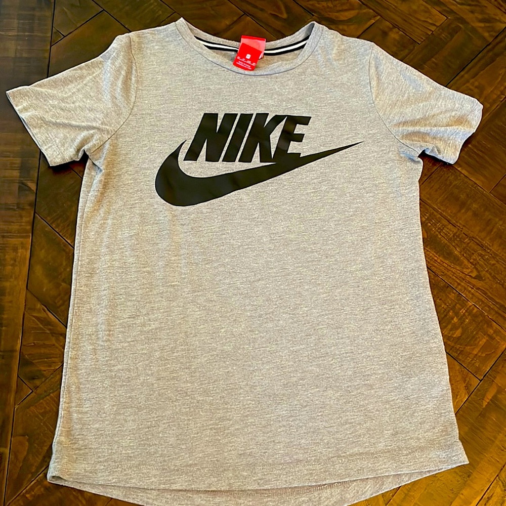 Nike Women’s Workout Top